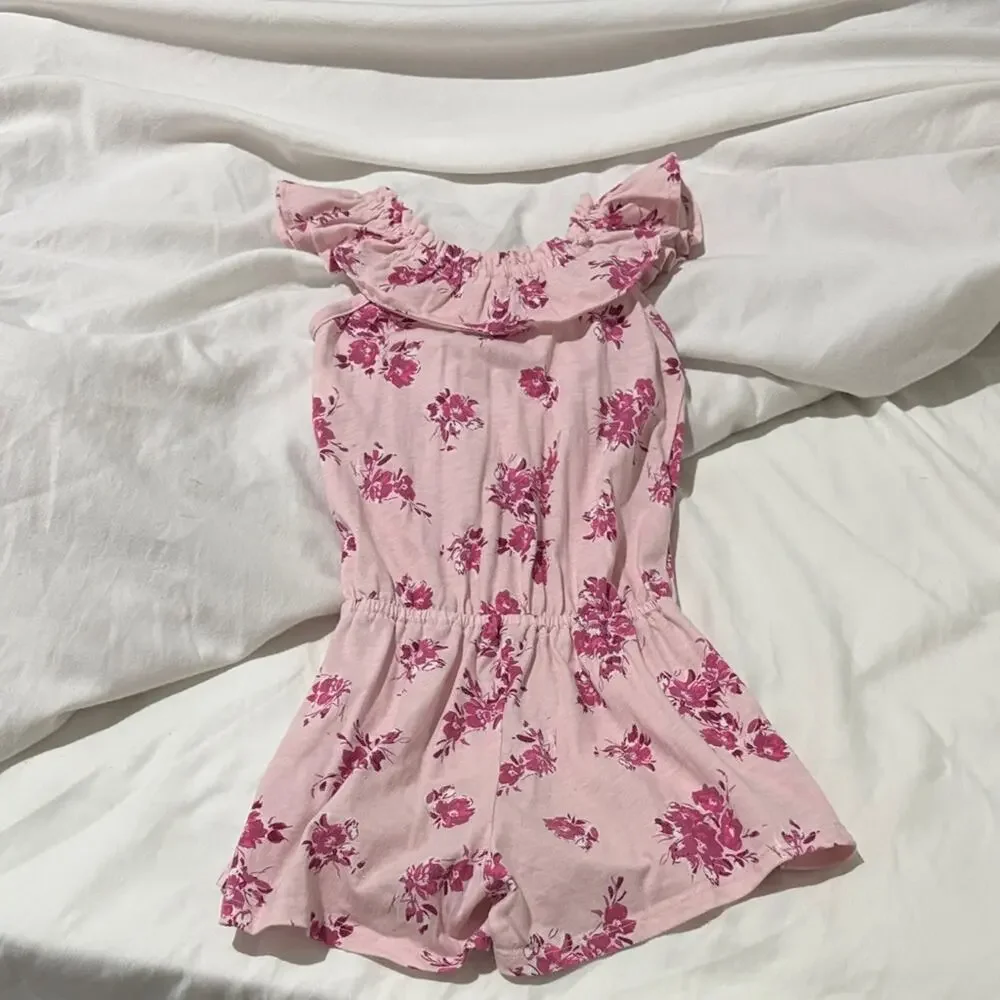 Childrens place S 5/6 Floral Pink Kids Romper ruffled sleeve